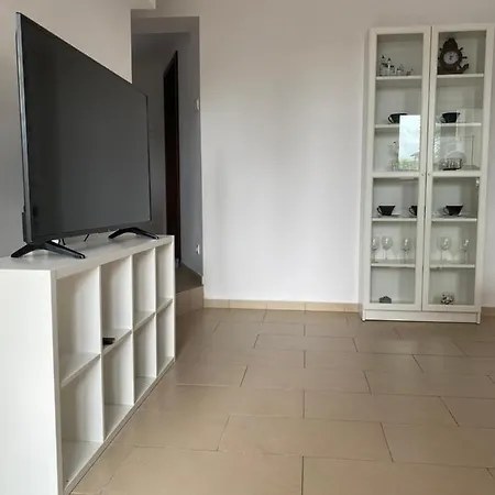 Mare 300 M Vom Entfernt Grzybowo (West Pomeranian)